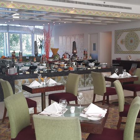 Dushanbe Serena Hotel Ngoại thất bức ảnh