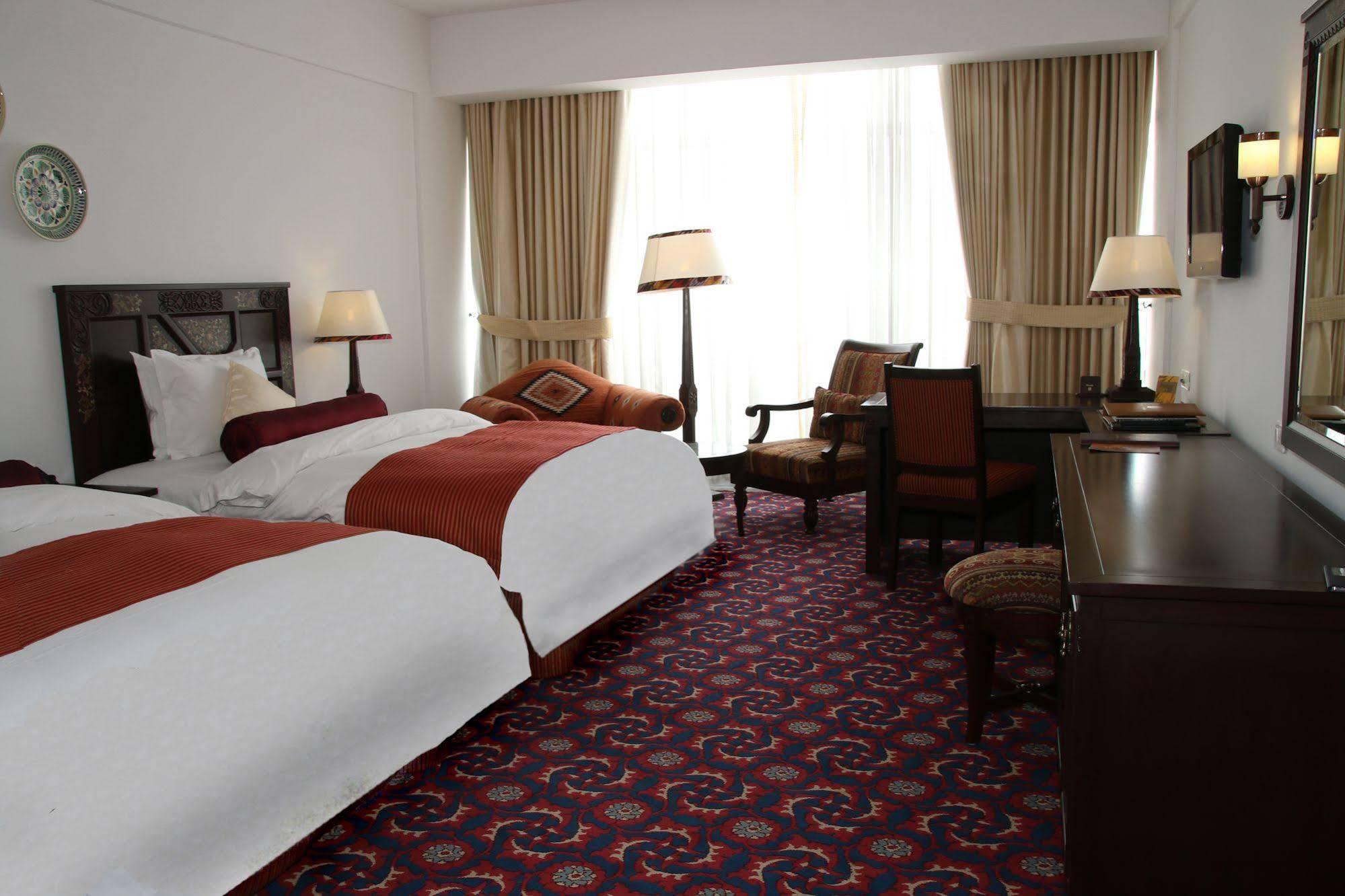 Dushanbe Serena Hotel Ngoại thất bức ảnh