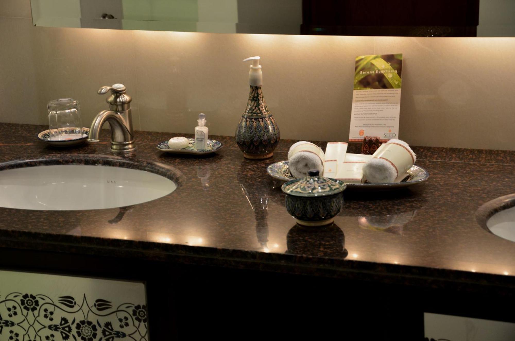Dushanbe Serena Hotel Phòng bức ảnh