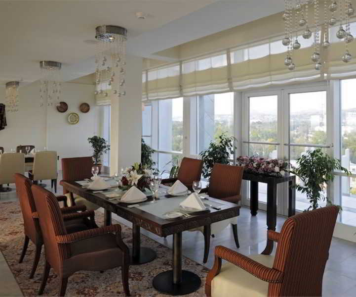 Dushanbe Serena Hotel Ngoại thất bức ảnh