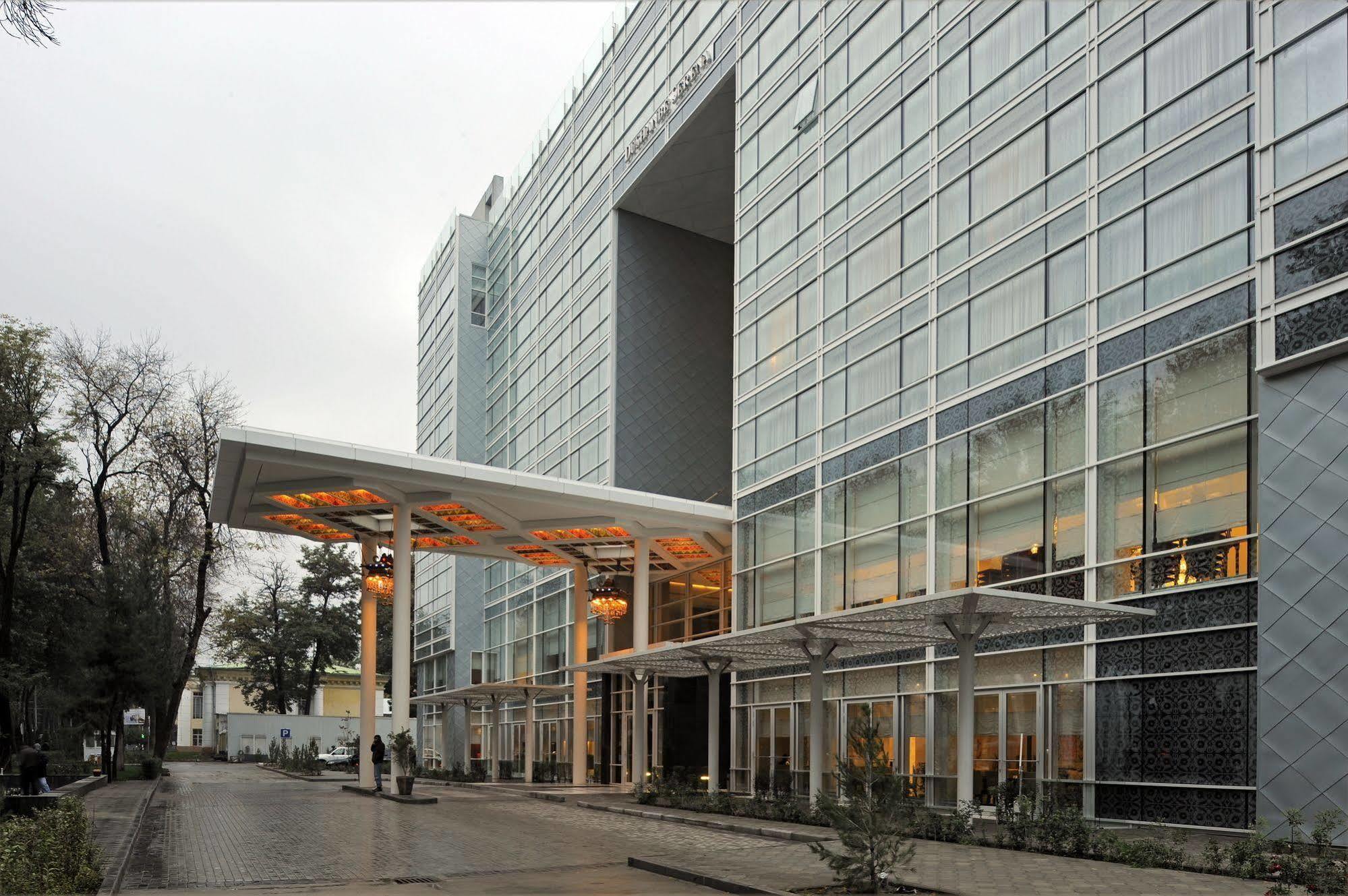 Dushanbe Serena Hotel Ngoại thất bức ảnh