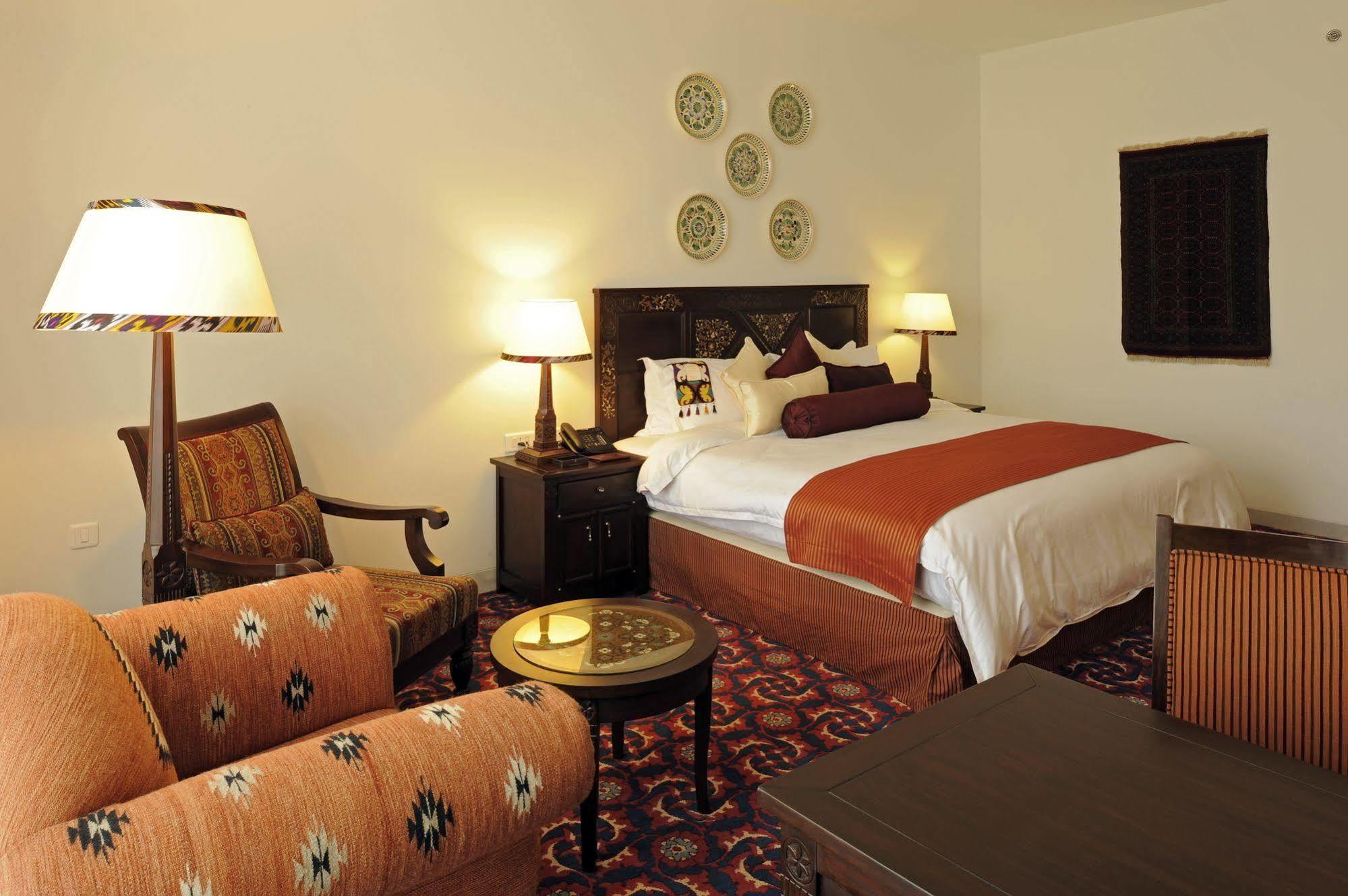 Dushanbe Serena Hotel Ngoại thất bức ảnh
